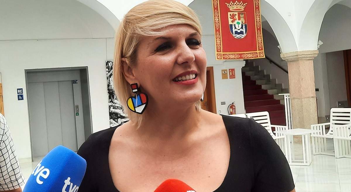 elena-manzano.jpg