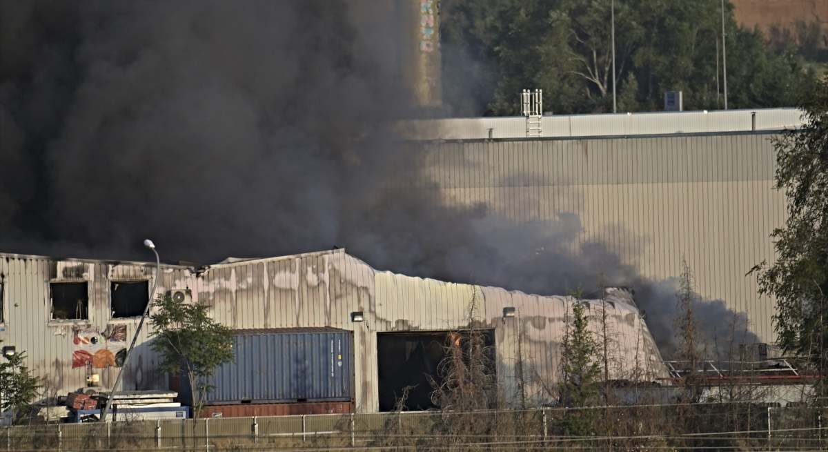 Las instalaciones incendiadas / EP