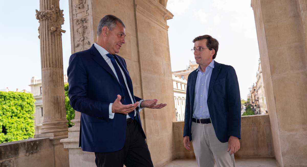 jose-luis-sanz-martinez-almeida-sevilla-ep.jpg