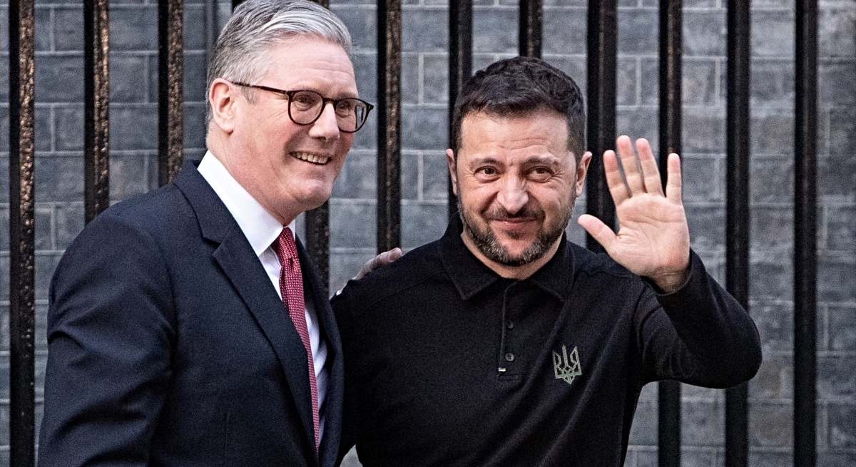 Keir Starmer y Volodimir Zelenski