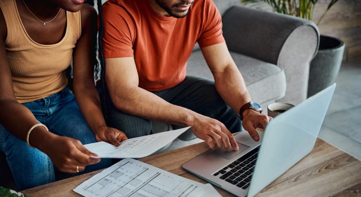 ahorros-dinero-cuentas-facturas-istock.jpg