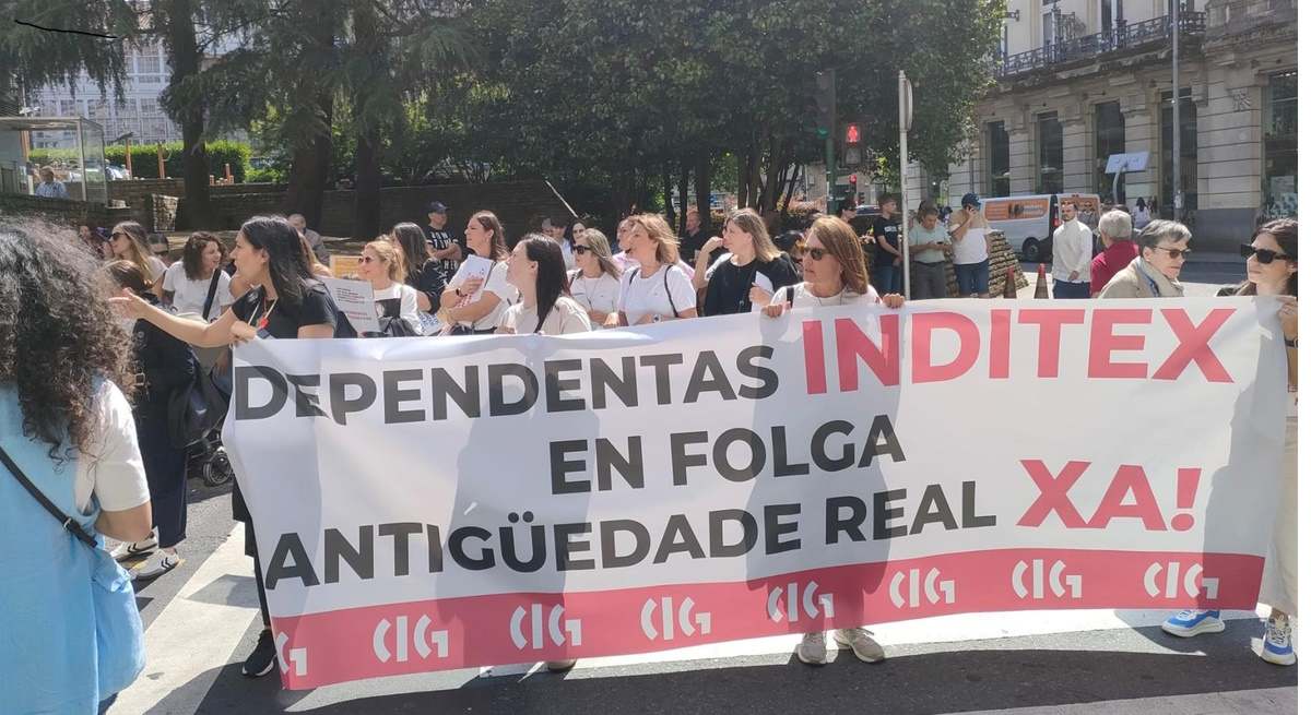 Jornada de huelga de empleadas de Inditex en A Coruña.