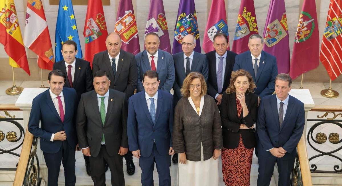 Mañueco con los presidentes de las diputaciones provinciales