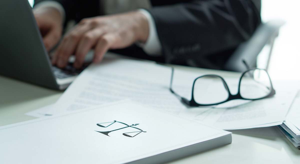 Despacho_de_abogados_Istock.jpg