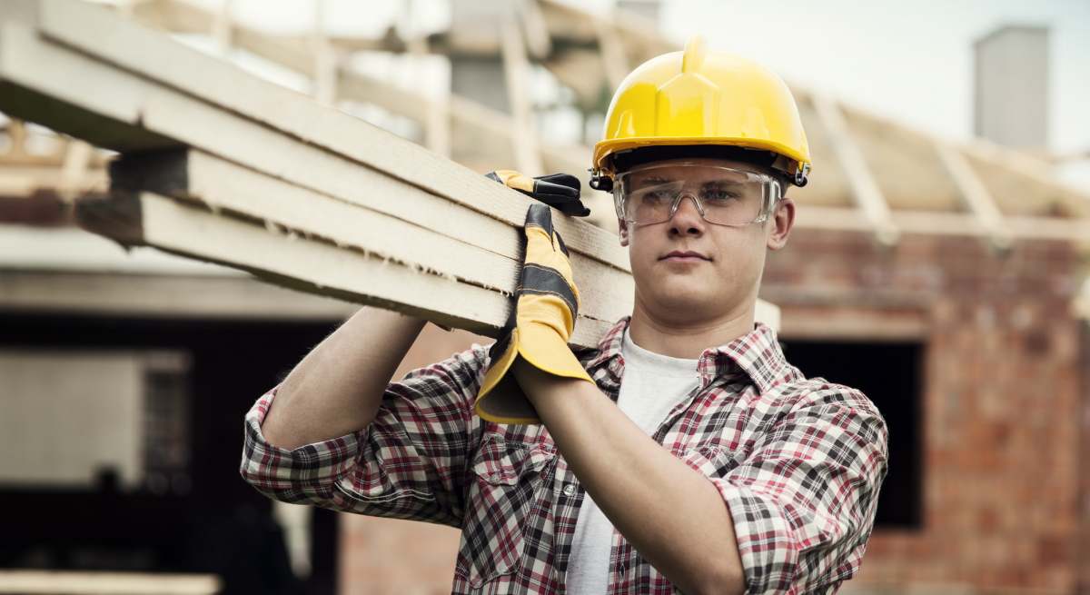 jóvenes andamio construcción