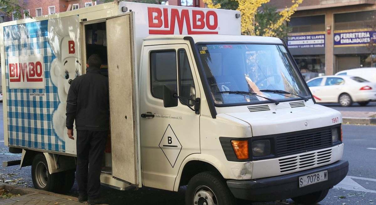 Camión de reparto de Bimbo