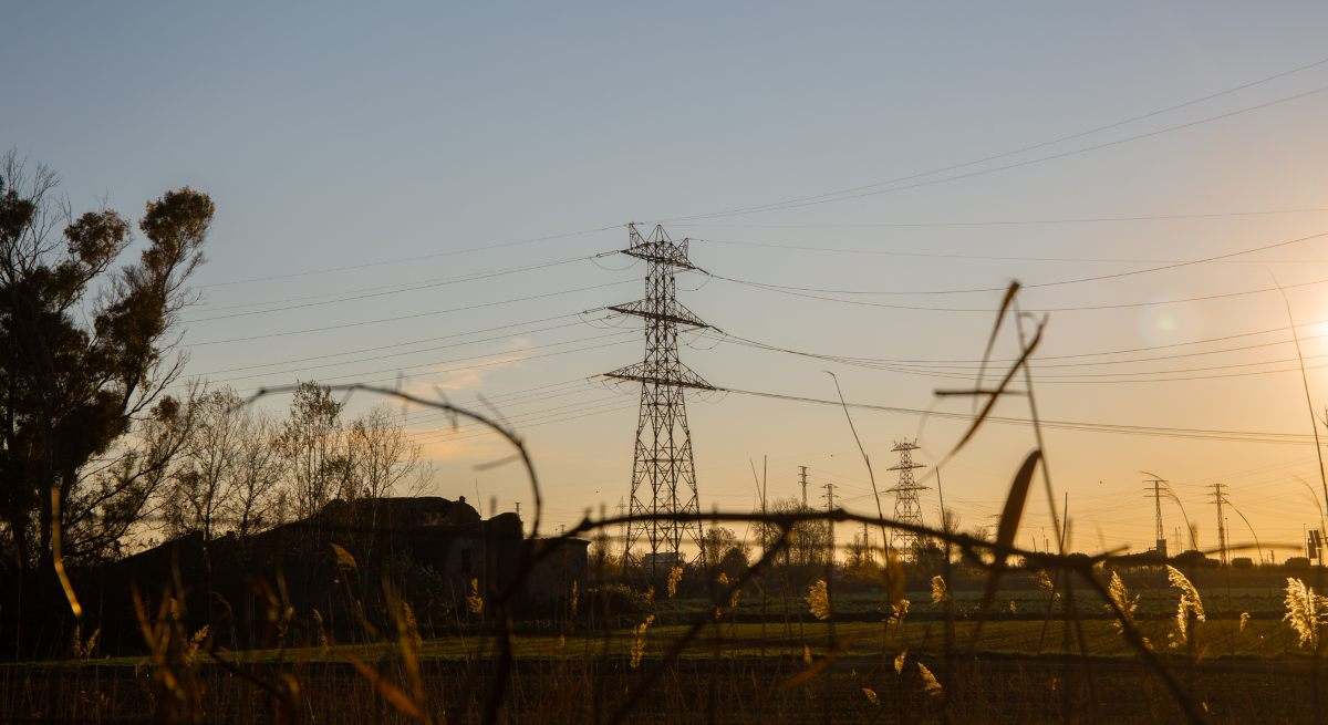 EuropaPress_4618137_poste_electrico_12_enero_2021_barcelona_cataluna_espana_datos_provisionales-1.jpg
