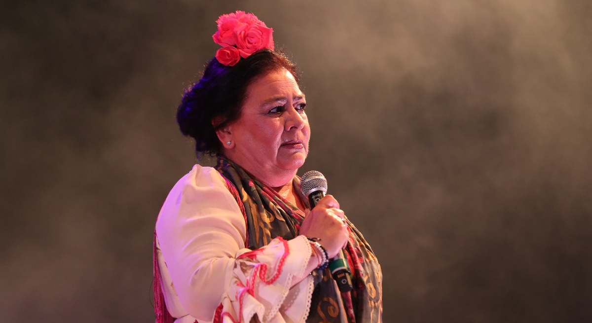maria-del-monte-llanto-escenario.jpg