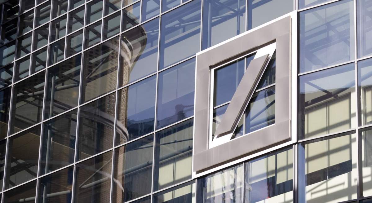 deutsche-bank-oficinas-uk-Boomberg.jpg