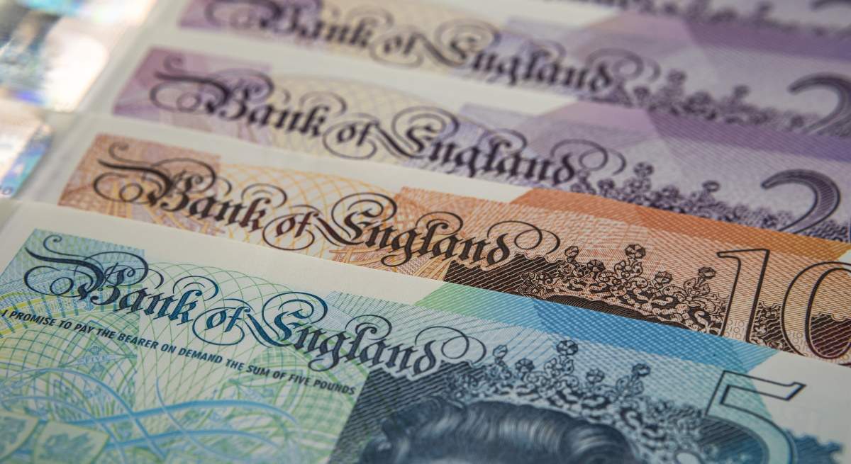 banco-inglaterra-BoE-billetes-libra-detalle-istock-1200x655.jpg
