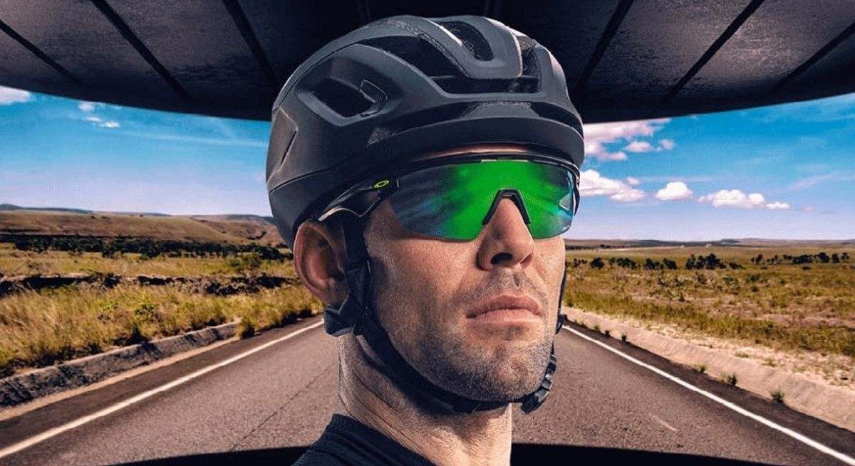 Meta anuncia unas nuevas gafas inteligentes para deportistas en colaboración con Oakley