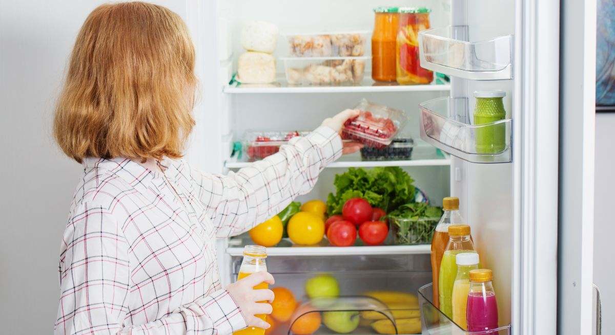 ¿Caducado o aún sirve? Cómo saber si un producto es comestible solo con mirarlo, según la ciencia