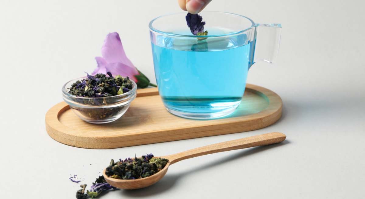 Infusión de té Anchan, muy similar al aspecto de la de palo azul