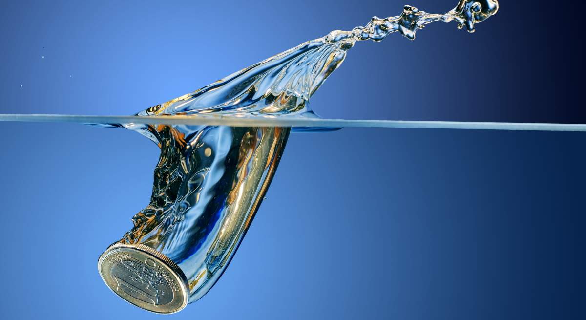 euro-sumerge-agua.jpg