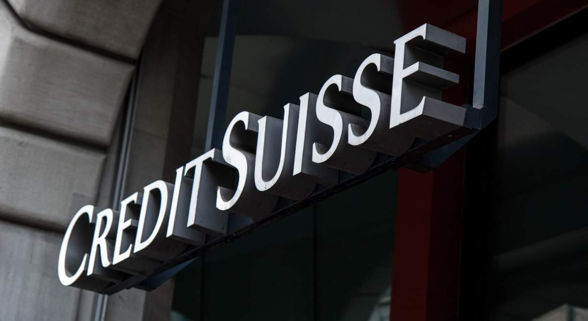 letrero-credit-suisse-dreams.jpg