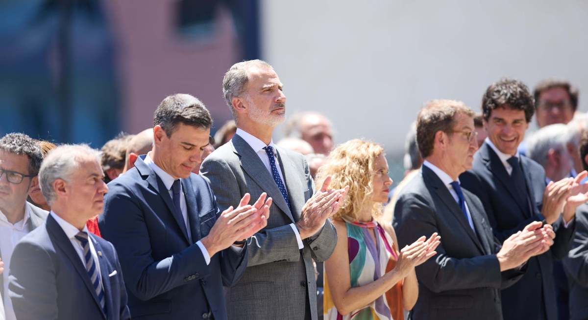 felipe-vi-pedro-sanchez-nunez-feijoo-2022-ep.jpg