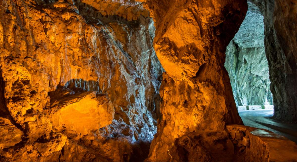 cuevona-asturias.jpg