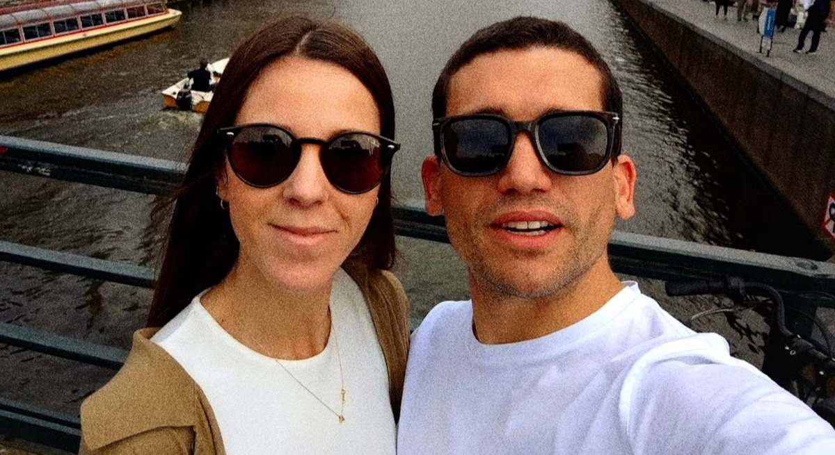 Jaime Lorente (32) y Marta Goenaga