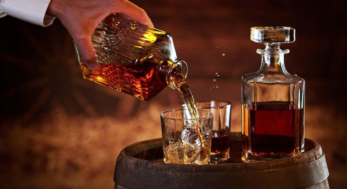 Botella de whisky