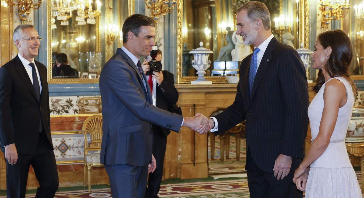 Felipe-Letizia-40-otan-1200.jpg