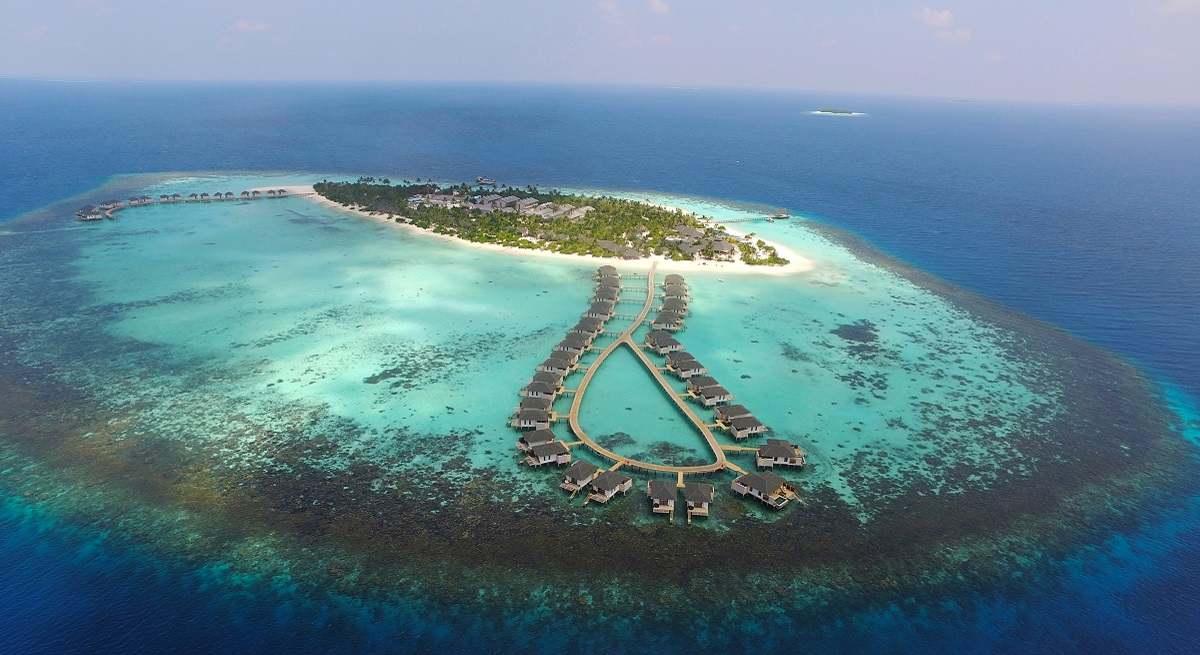 NH-Collection-Maldives-Havodda-Resort-Aereo.jpg