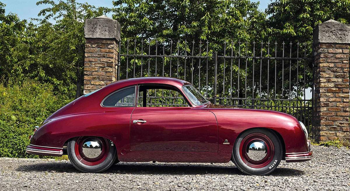 PORSCHE_RECONS_01.jpg