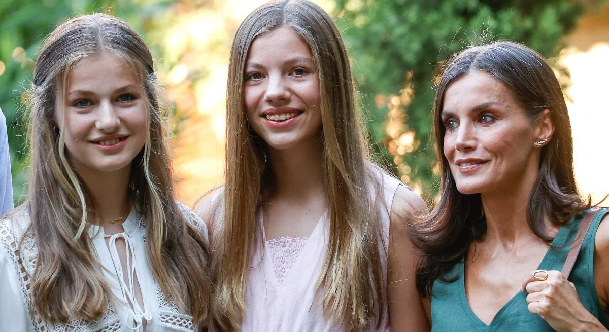 letizia-hijas-2022-1200.jpg