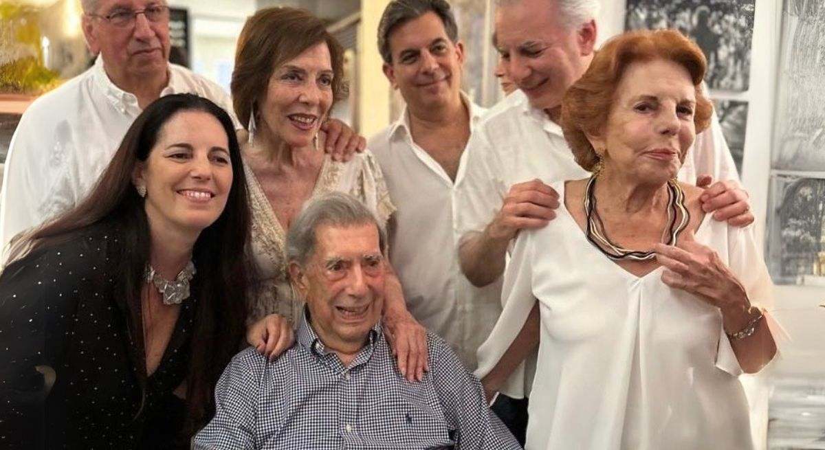 cumple-mario-vargas-llosa---.jpg