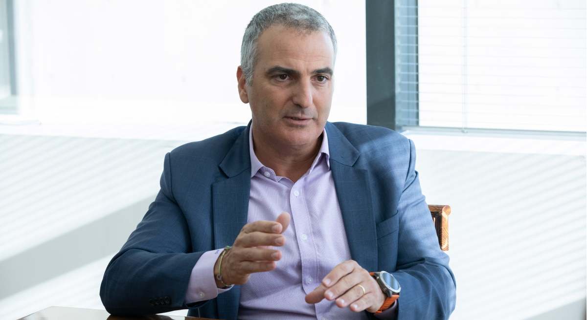director-general-airtificial.jpg