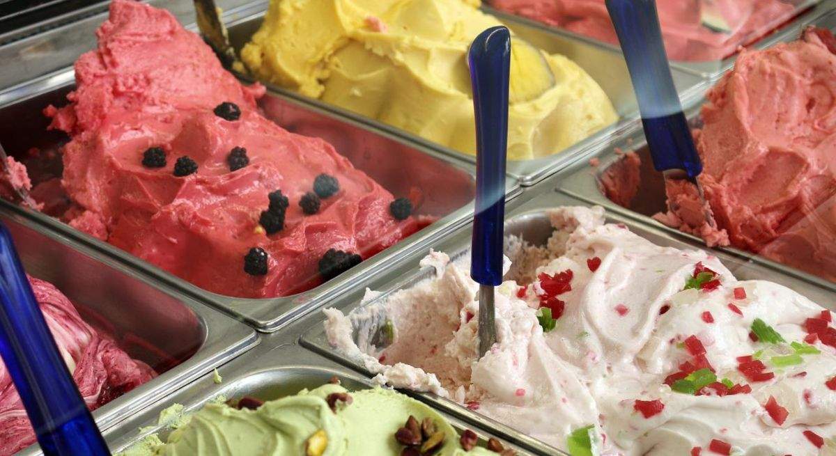 ice-cream-ge9cb39e30_1280-1.jpg