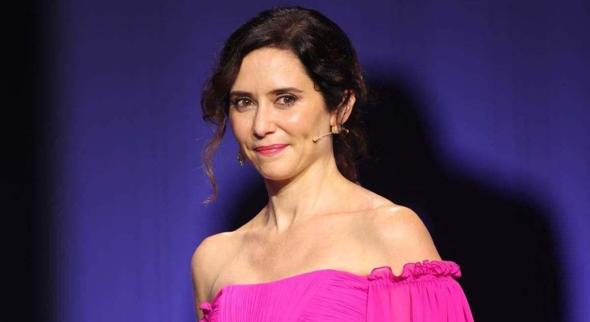 isabel-diaz-ayuso-premios--.jpg