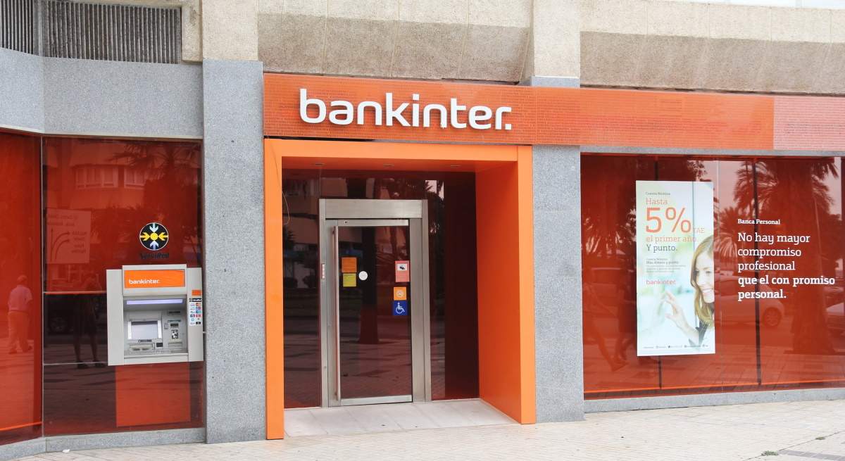 oficina-bankinter-malaga-dreamstime.jpg