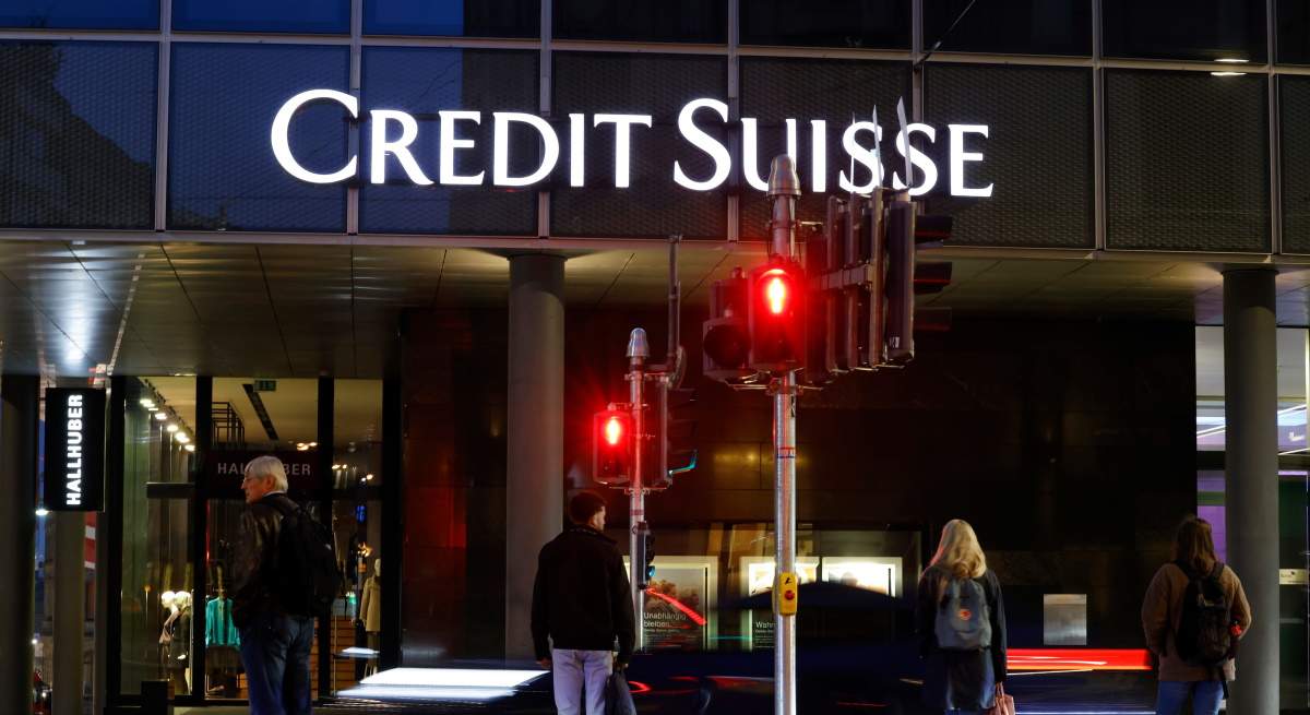 credit-suisse-semaforo-bbg.jpg
