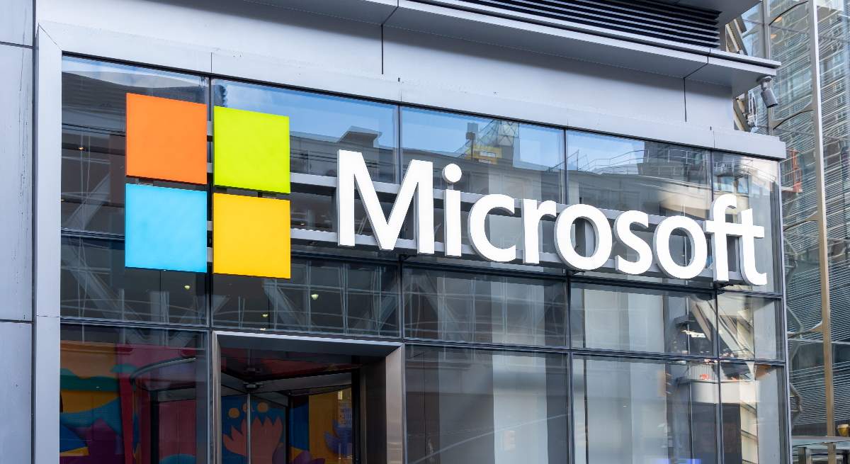 Microsoft-logo-fachada-alamy.jpg