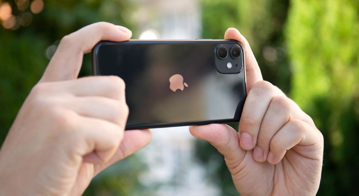 camera-iphone-dreamstime.jpg