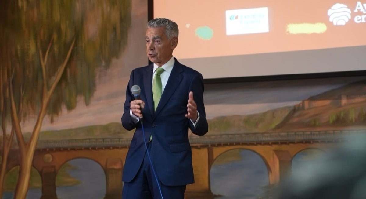 El presidente de la Fundación Iberdrola España, Fernando García Sánchez, en un momento de la clausura del programa.