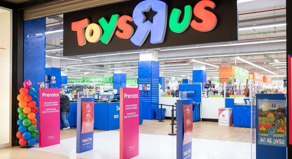 TOYS-R-US-Y-PRENATAL.jpg