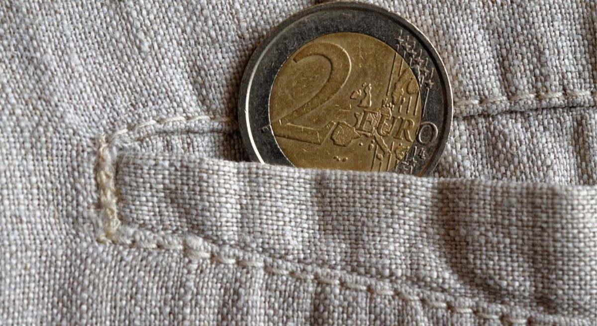 moneda-dos-euros-dreamstime.jpg