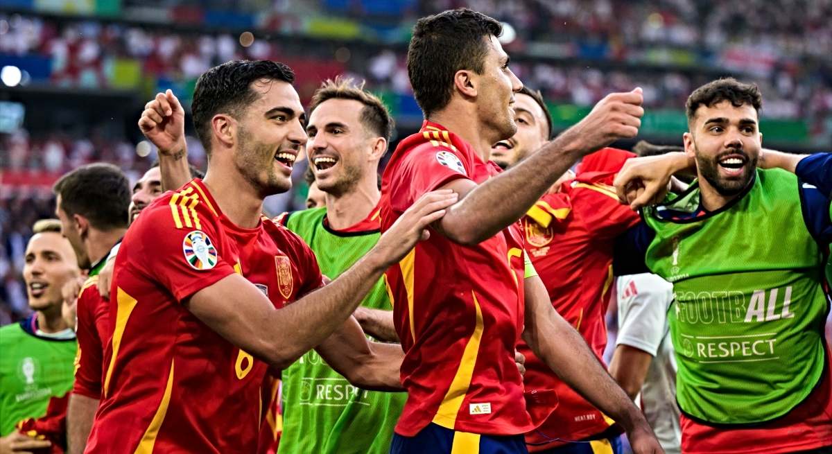 Los judadores de la selección española celebran su victoria frente a Alemania / EP