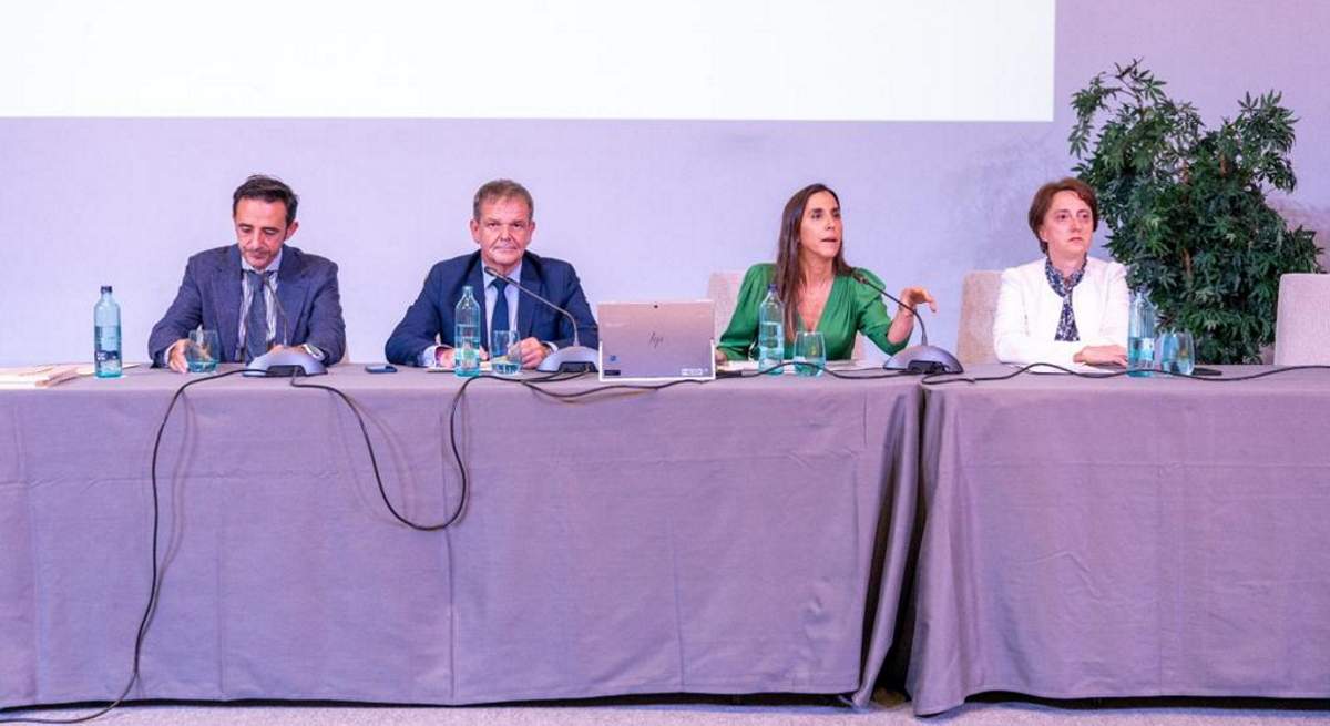 1200-x-655-Esau-Alarcon-Jesus-Rodriguez-Marquez-Ana-de-la-Herranz-y-Rosa-M-del-Rey-EE.jpg