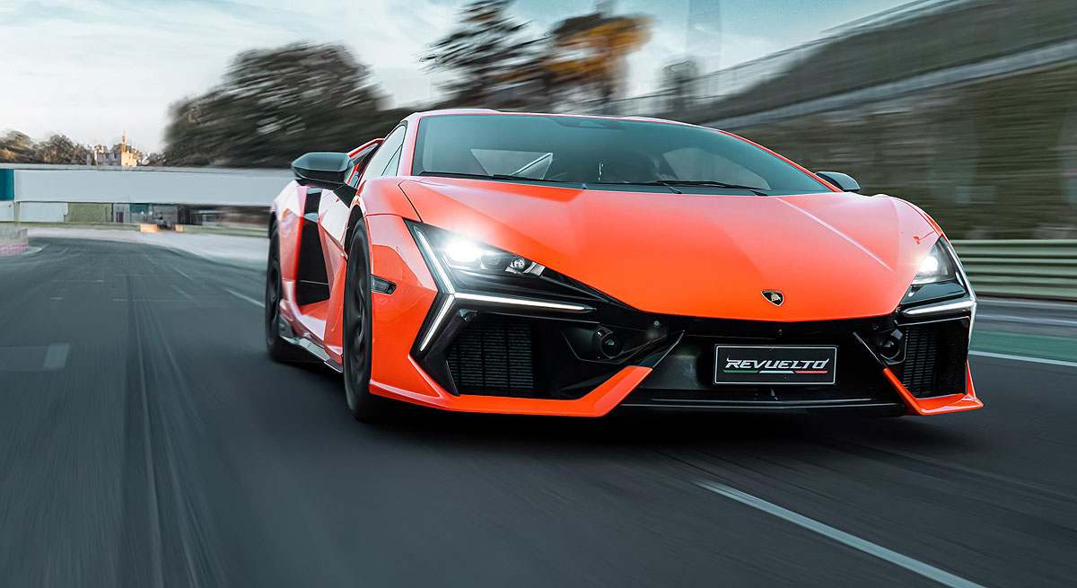 LAMBORGHINI-REVUELTO_01.jpg
