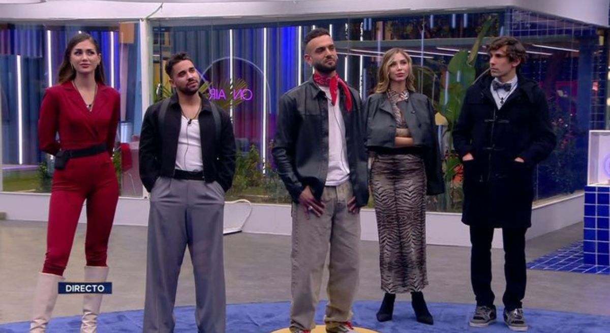 Miguel Frigenti manda un mensaje a su novio en medio de la ceremonia de salvación de 'Gran Hermano Dúo'