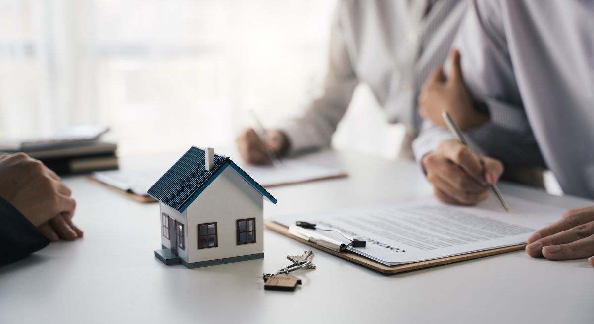 Firma de la hipoteca. / Foto: iStock