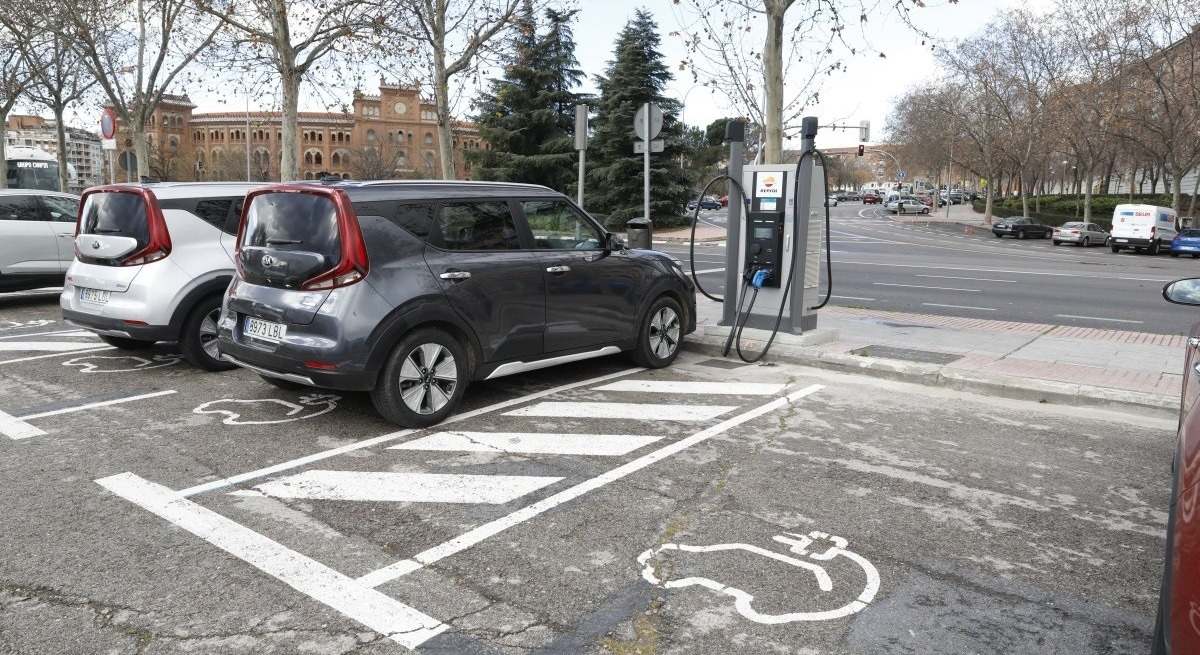 Parking para coches eléctricos en Ventas