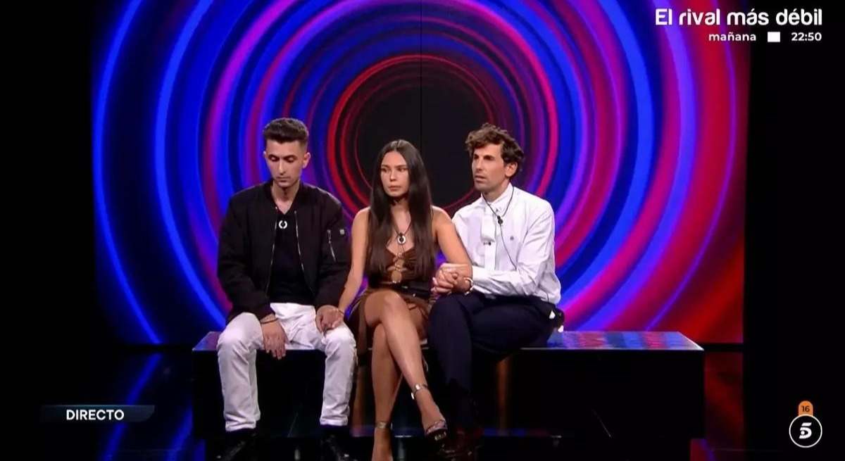 Luis, Óscar y Nerea en la sala de nominaciones de Gran Hermano