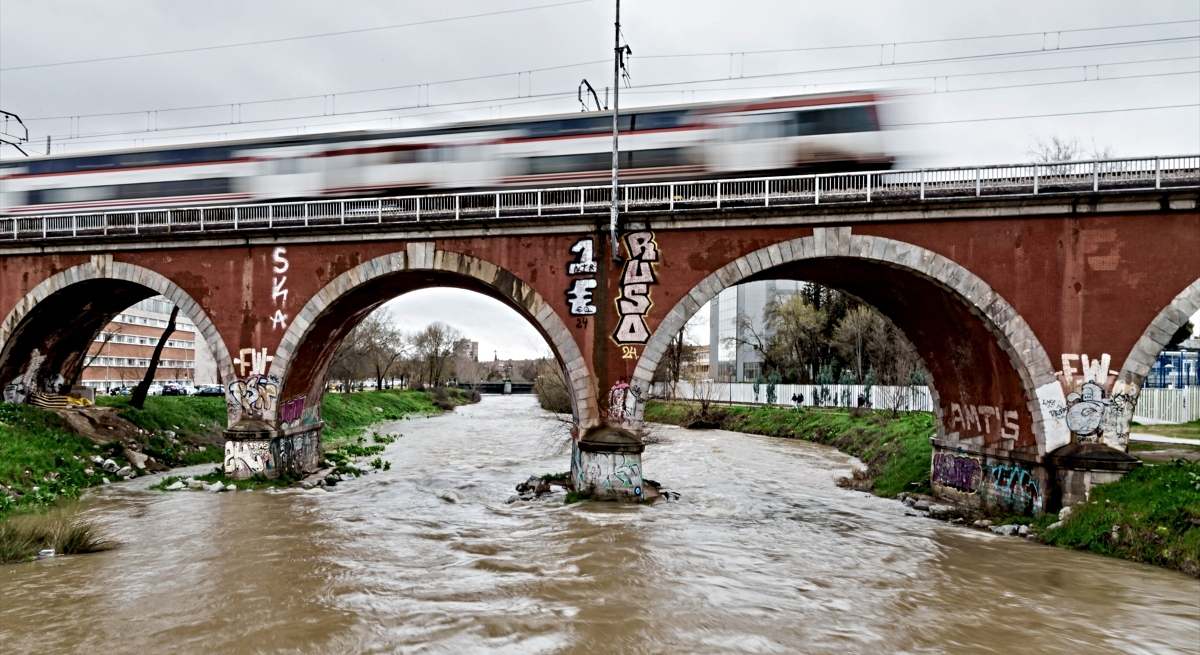 El río Manzanares a su paso por el puente de los Franceses, en Madrid / EP