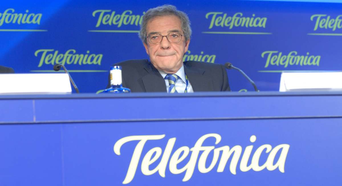 alierta-cesar-telefonica-mesa