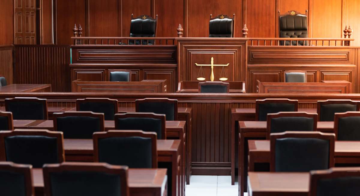 Sala_Tribunal_iStock.jpg