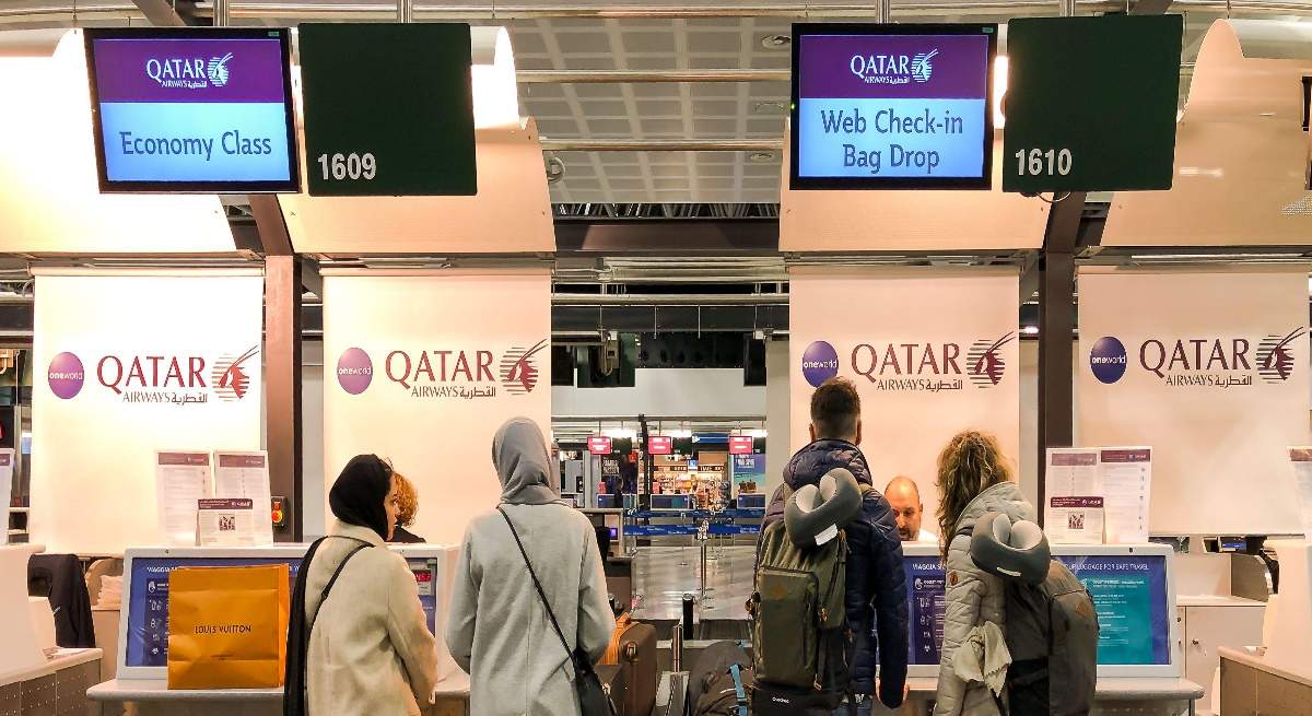 Pasajeros-de-Qatar-Airways-en-Milan--Alamy.jpg