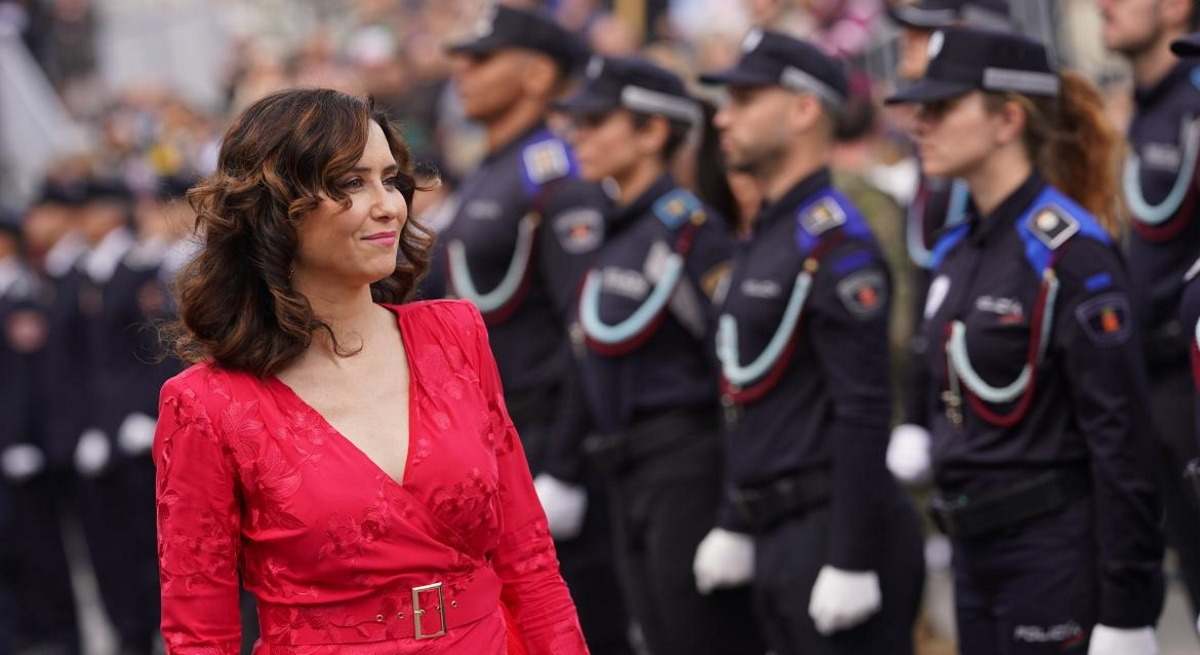 Isabel Díaz Ayuso en el tradicional acto cívico-militar que homenajea a los Héroes del 2 de Mayo de 1808